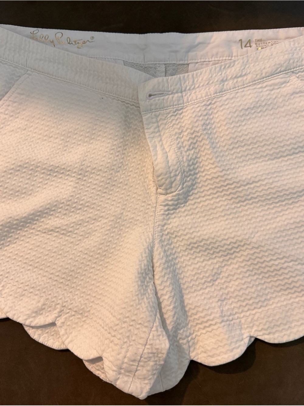 Lilly Pulitzer White Scallop Hem Seersucker Shorts